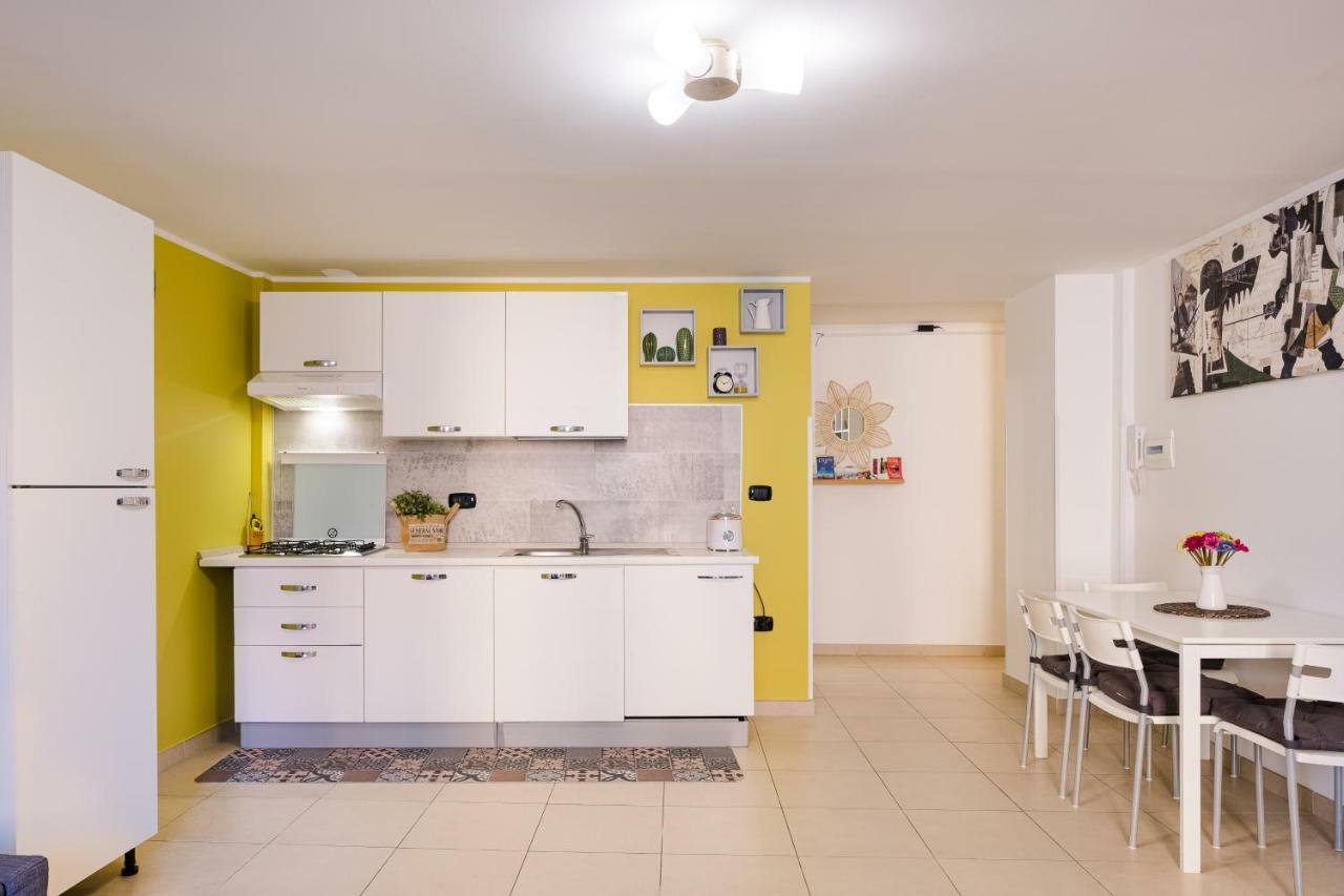Appartement Modern House à Naples Extérieur photo