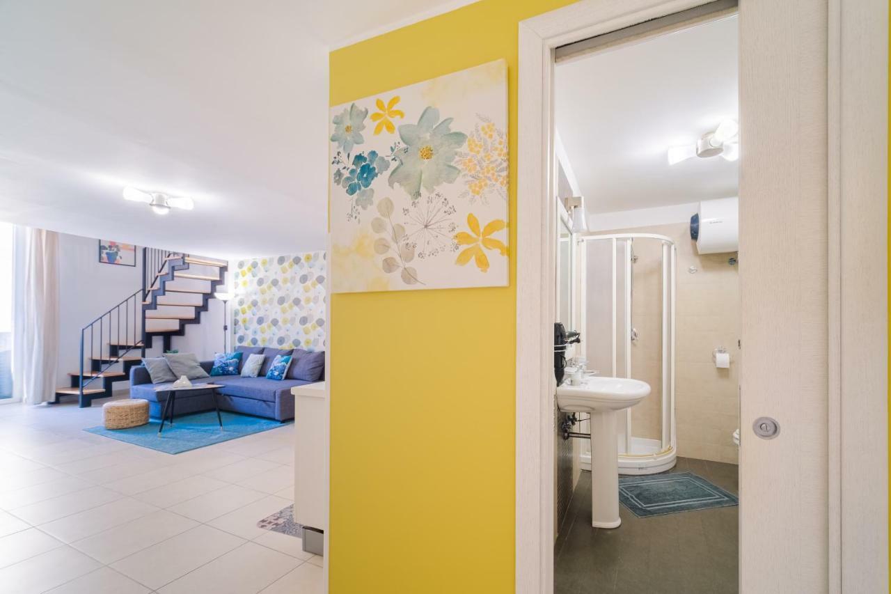 Appartement Modern House à Naples Extérieur photo