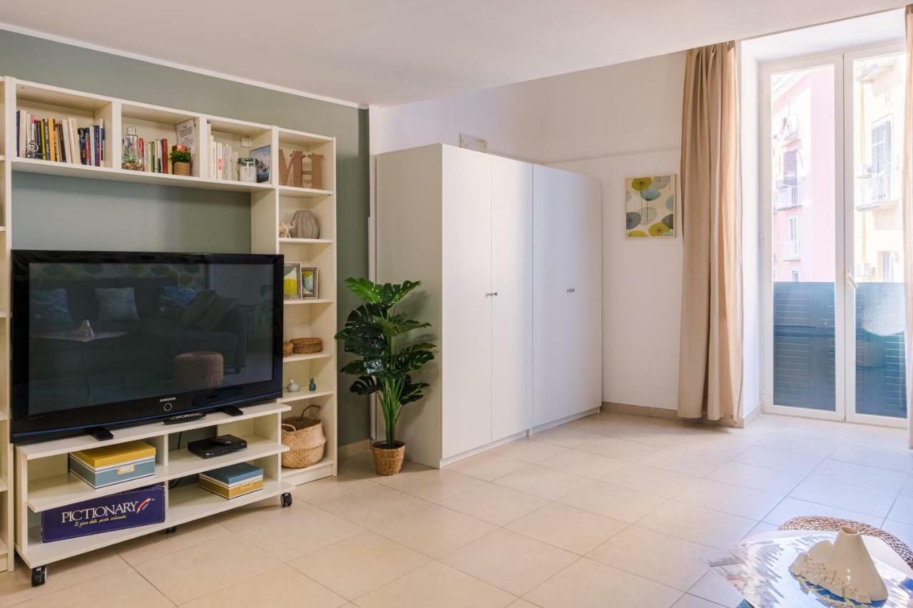 Appartement Modern House à Naples Extérieur photo